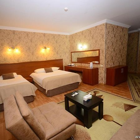 Hotel Istanbul Batumi Exterior photo